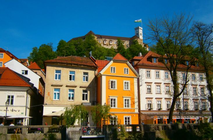Visit the Ljubljana Castle with a funicular